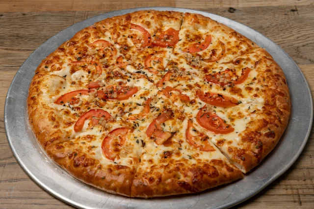 Emberstone Classic pizza