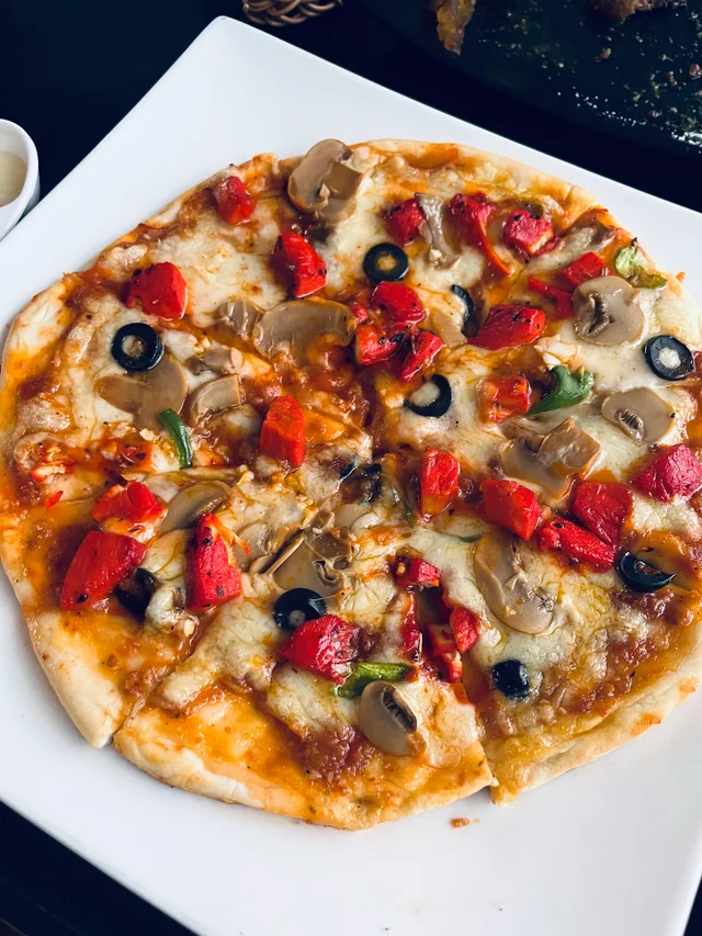 Desert Garden pizza